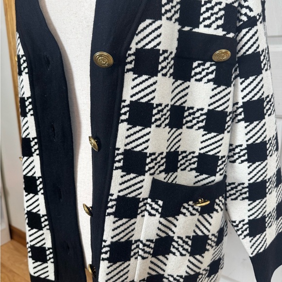 Moli Tree Black and White Checkered Women’s Sweater Cardigan - Picture 2 of 5